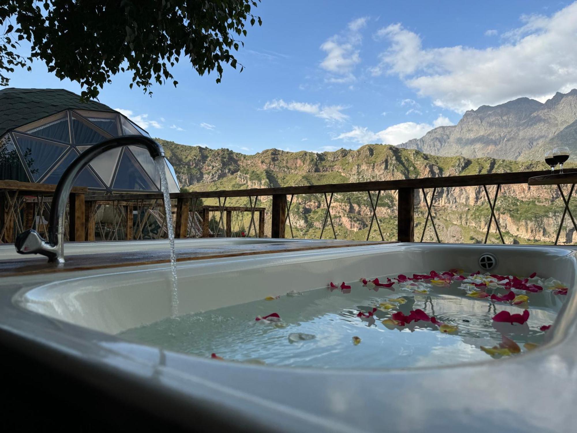 Glamping Emerald Kazbegi Kültér fotó